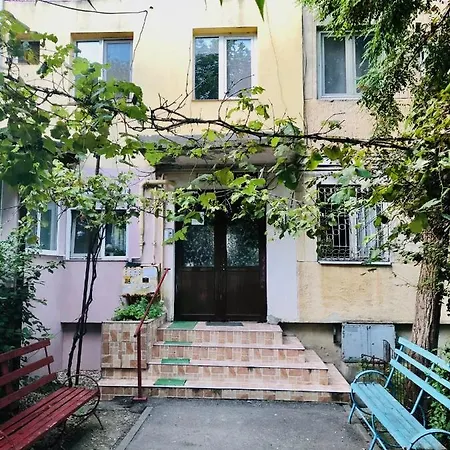 Modern In A Quiet Area - Spitalul Judetean Is14